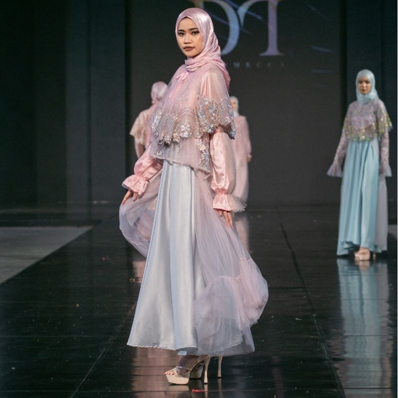 Dearmecca - ALEJANDRA DRESS - Gaun Muslimah - Dress Premium - Tulle - Satin - Brukat