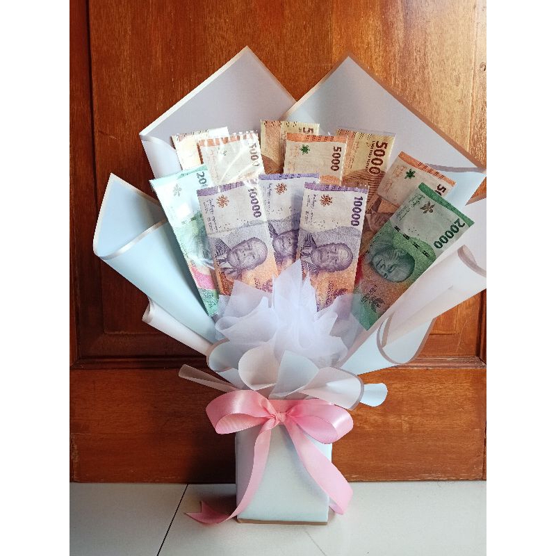 buket uang pecahan campur 100k pink biru