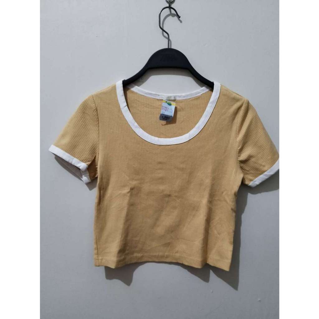 Crop Tee GU lidi2
