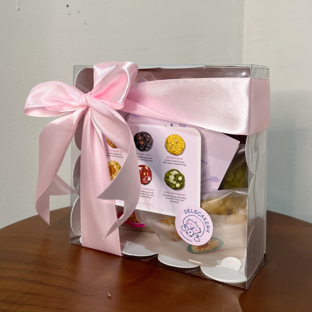HAMPERS GIFT BOX SOFT COOKIES (PREMIUM BELGIAN CHOCOLATE) MIX 1 BOX ISI 6 By Delscakery