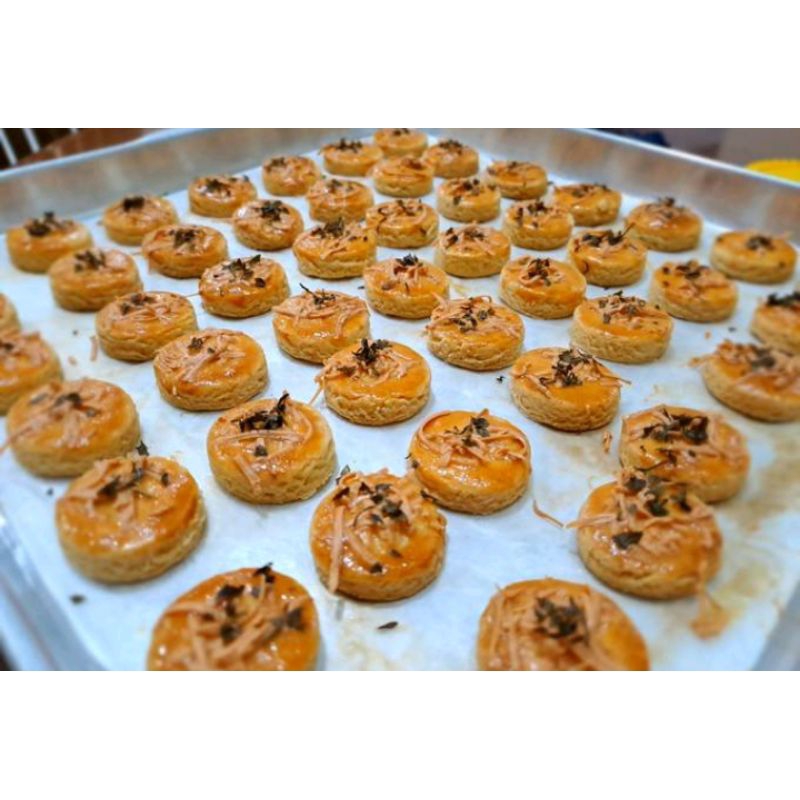 

kue lebaran garlic cheese