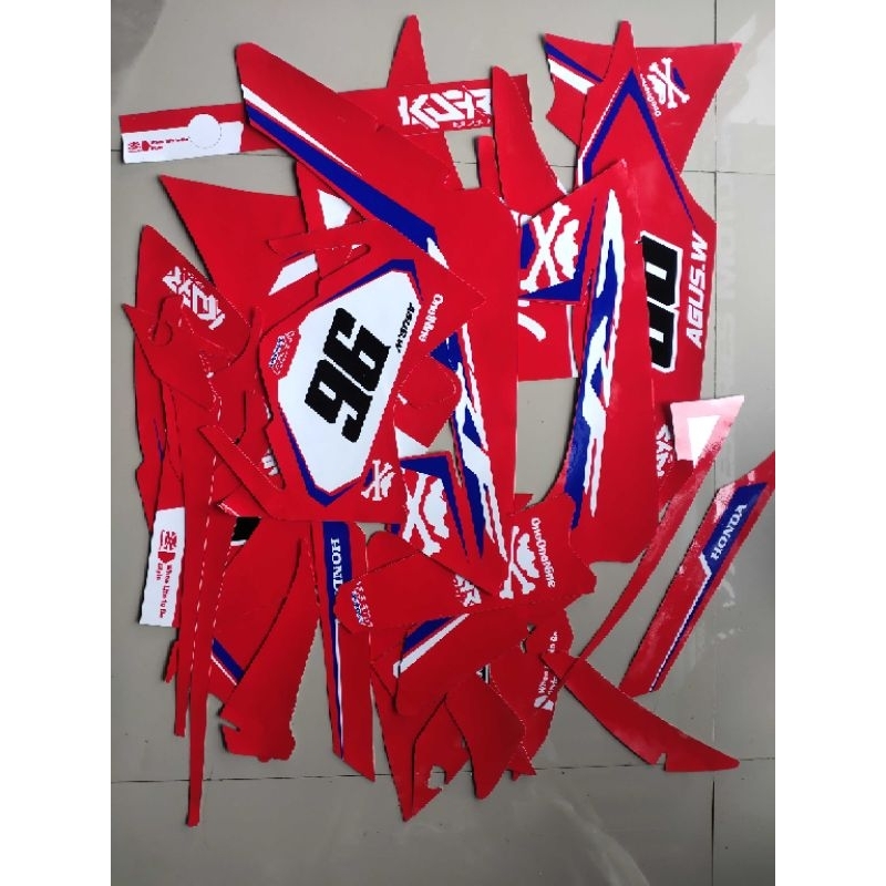 Stiker Decal custom Honda Crf Warna Merah Laminasi Glosy