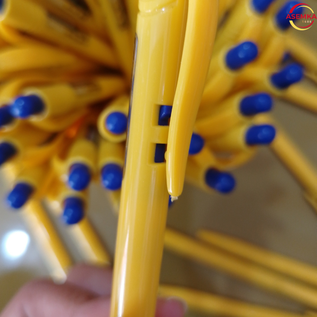 

Pulpen Pen/Bolpen Kuning Polos Murah - Pulpen Kuning 1 Pack