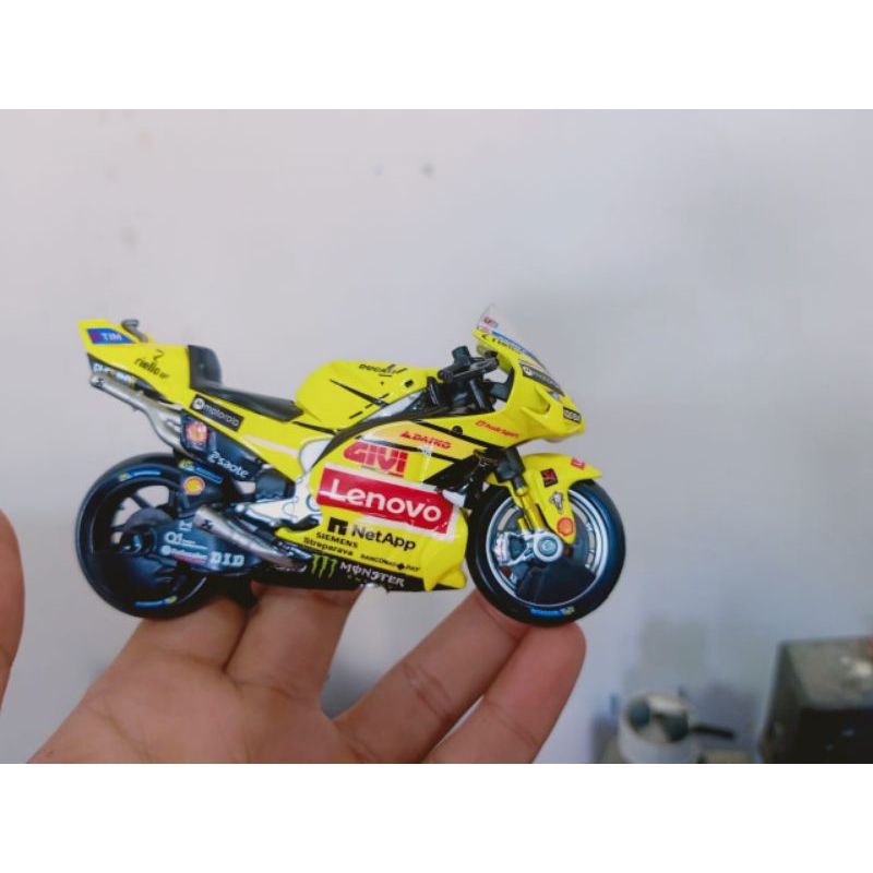 maisto ducati 1/18  pecco misano