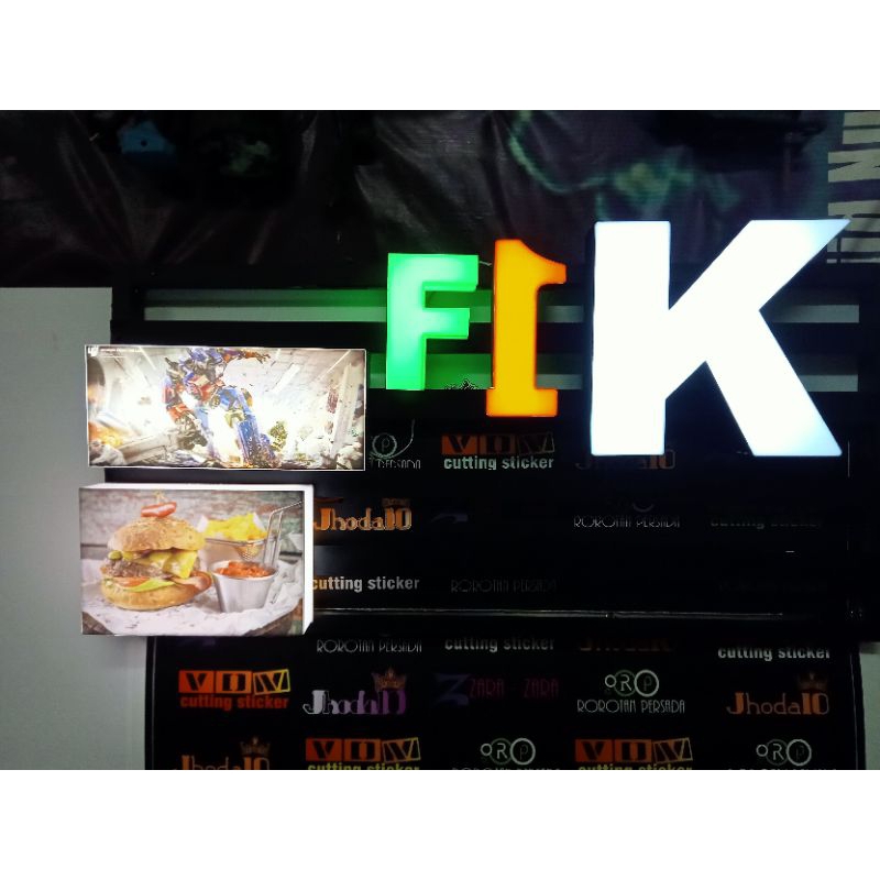 huruf timbul dan neon box