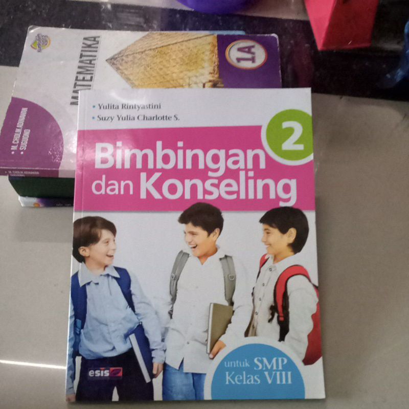 

buku bimbingan dan konseling kelas 2 SMP esis Yulita rintyastini buku bekas original tidak ada coretan