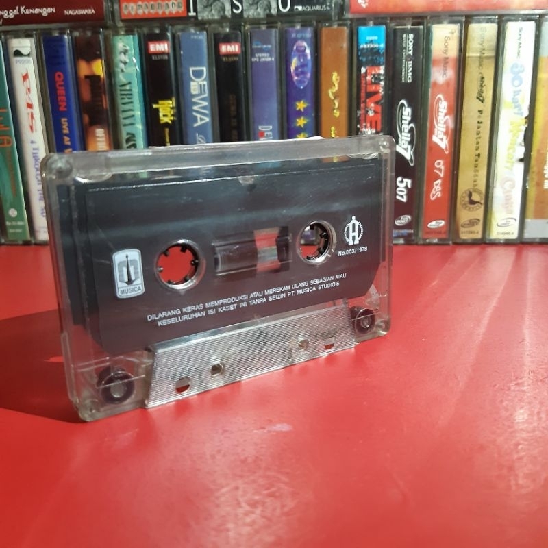 Kaset Pita Base Jam Basejam Bermimpi hanya kaset