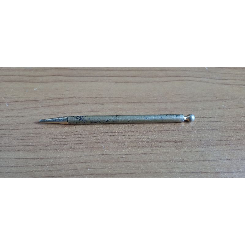 

pulpen revlon vintage