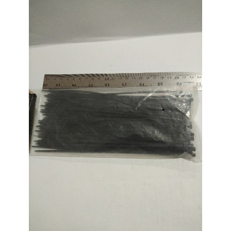 

TALI TIES T200 (ISI 100 PCS) HITAMUKURAN 2.5 X 200 MM
