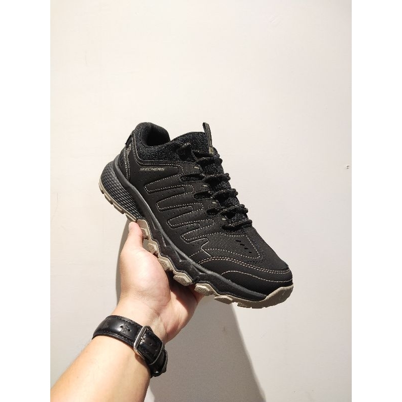 SEPATU PRIA TERBARU SKECHERS ORIGINAL SPORTS DYNAMITE AT HITAM KEREN