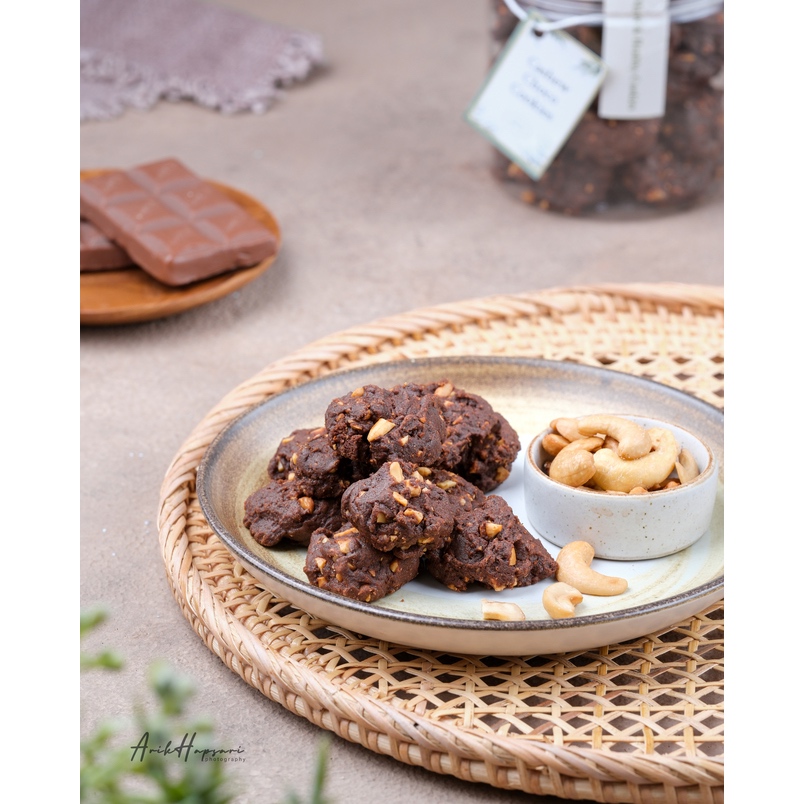 

CHOCO CASHEW | KUE KERING PREMIUM | COOKIES LEBARAN