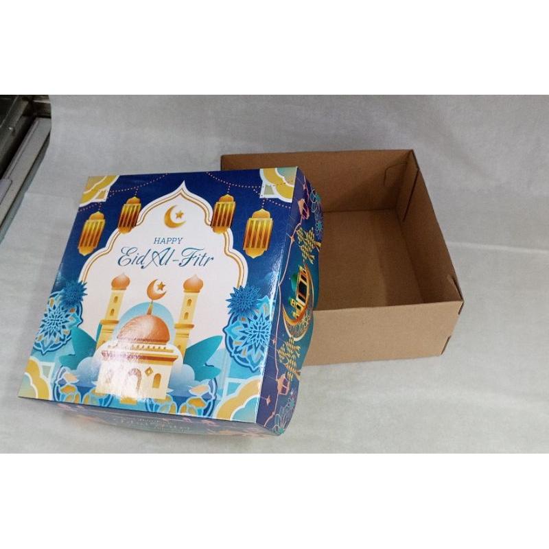 

box/kotak lebaran idul Fitri 20*20*10cm