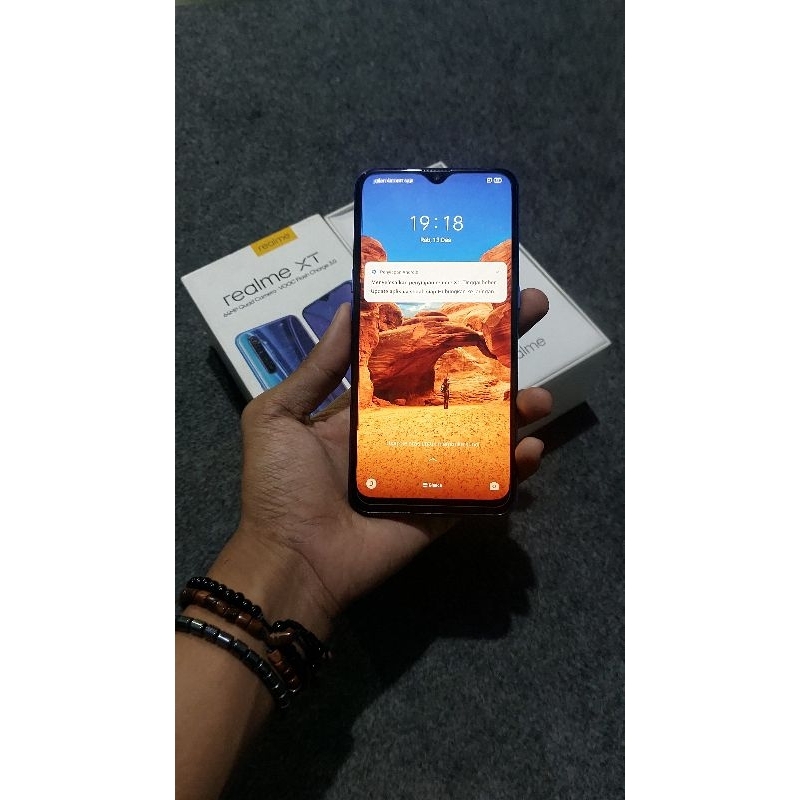 Realme XT second