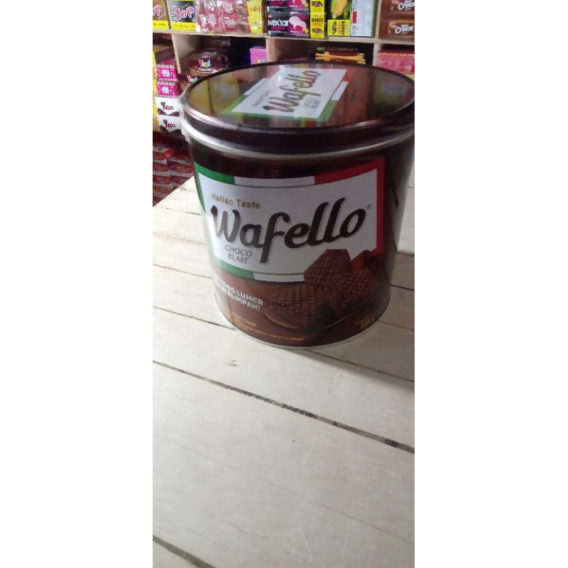 

WAFELLO_KALENG_234gram