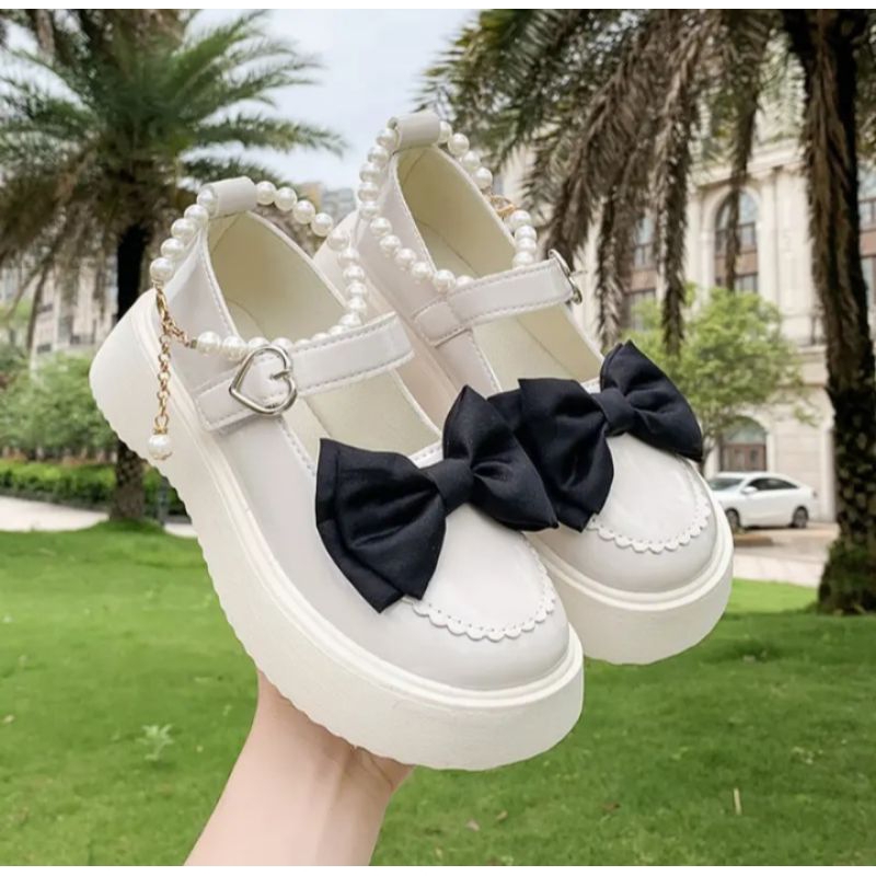 sepatu docmart boots wanita Korea fashion import