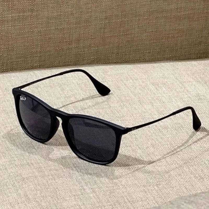 Kacamata Sunglasses RAYBAN CHRIS RB4187 Lensa Polarized Black Doff