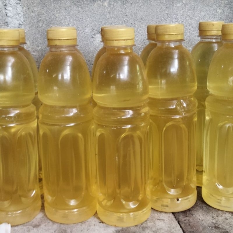 

minyak kelapa / minyak lentik 100% bikin sendiri