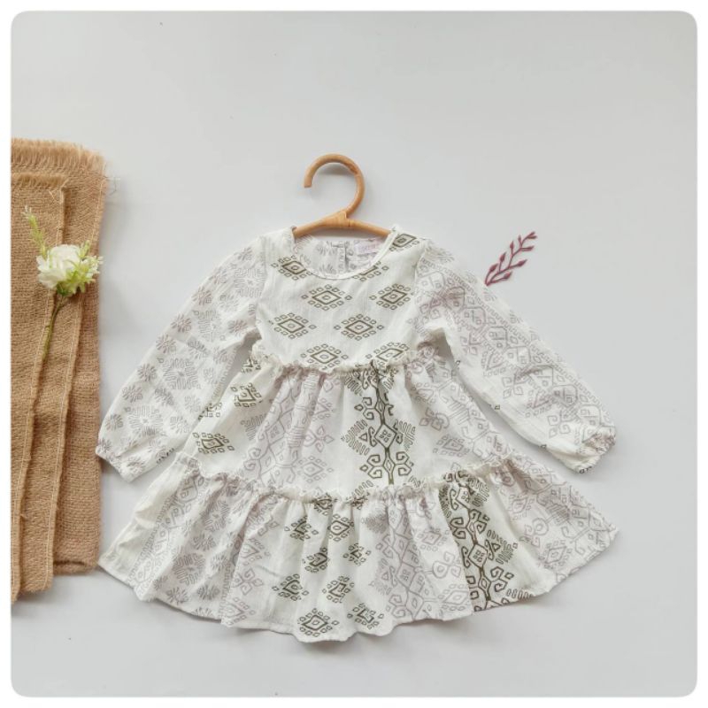 Dress Anak Etnik Lengan Panjang