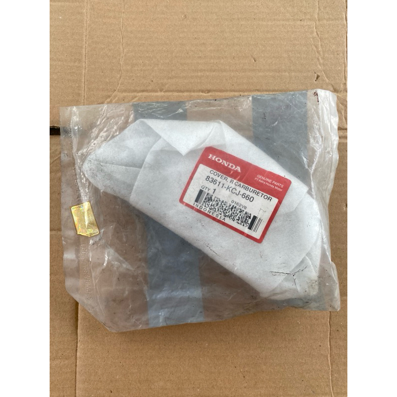 Cover Kanan Carburetor Honda Tiger Revolution 83611KCJ660