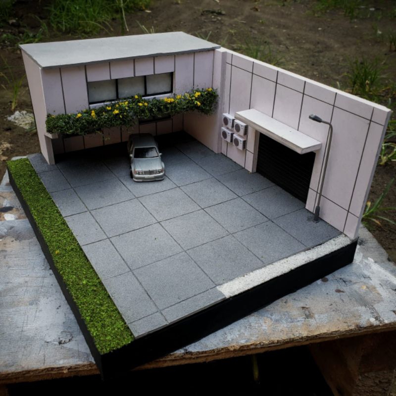 Diorama back yard garage