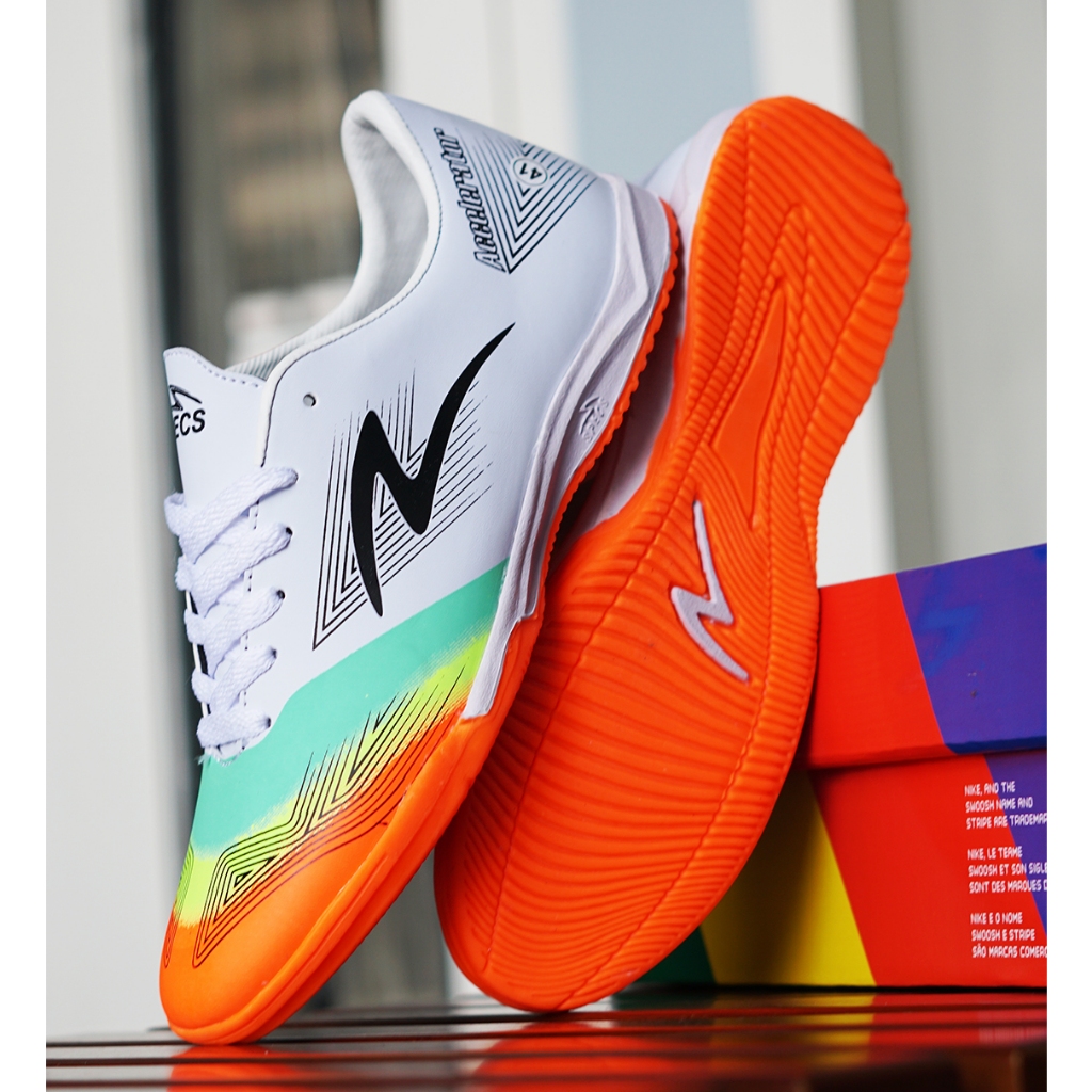 Sepatu Futsal Specs Accelerator Lightspeed II 2 Elite IN - White Black Flame