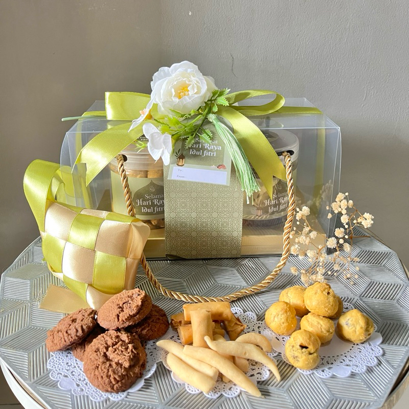 

HAMPERS “Raya” Snack dan Cookies Premium | Hampers Lebaran