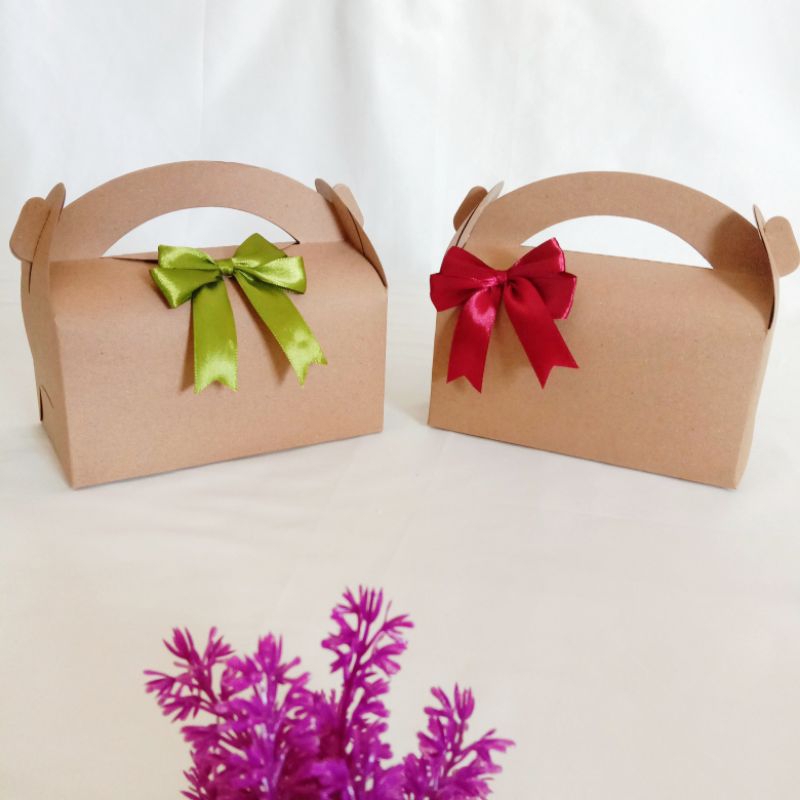 

Gable Box Kraft Snack Box Ulang Tahun Ukuran 16x9x8 Cm