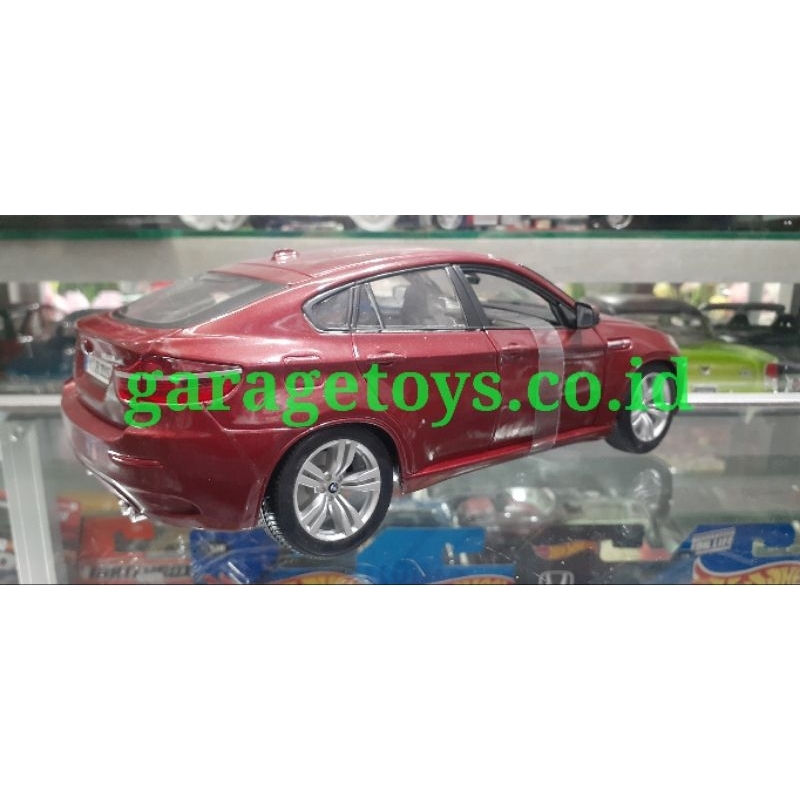 Bburago 1:18 Diecast BMW X6M