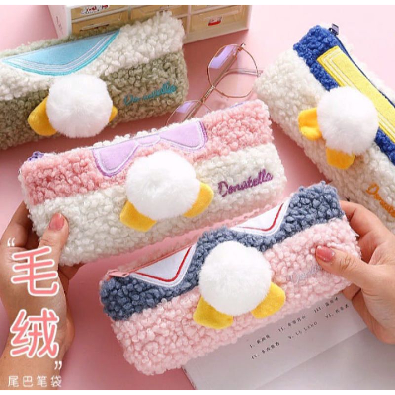 

Donatella Tempat Pensil Pouch Aesthetic