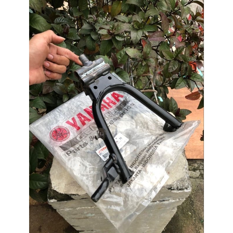 jagang tengah jupiter pnp cb gl100  / Jagrak standar jagang tengah jupiter pnp cb gl mp original / j