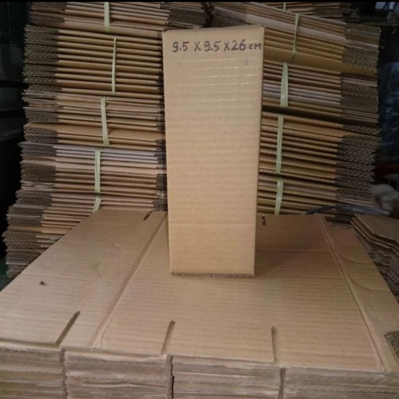 

Kardus untuk packing barang ukuran 9,5x9,5x26cm