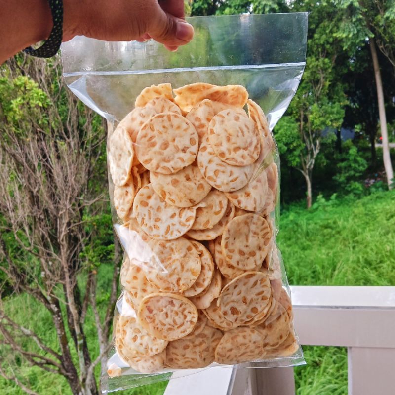 

cemilan keripik tempe sagu asin gurih 500gr