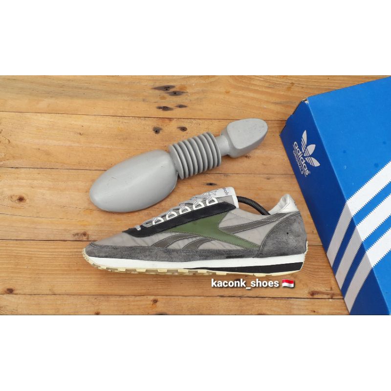 SEPATU SNEAKERS CASUAL RUNNING REEBOK AZTEC CLASSIC GREY GREEN ORIGINAL