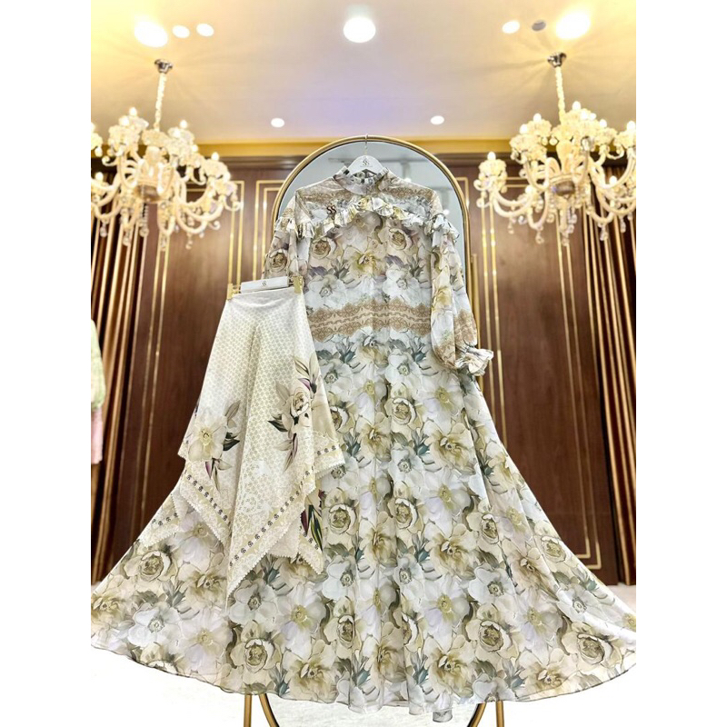 dress motif bunga kamboja dengan taburan swarosky by shellasaukia