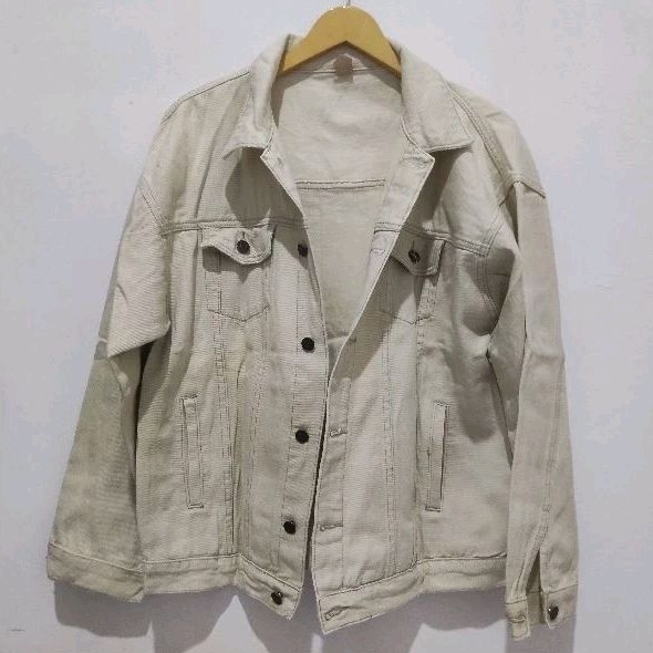 Jaket Denim Pria Brand KTC Size L Warna Cream