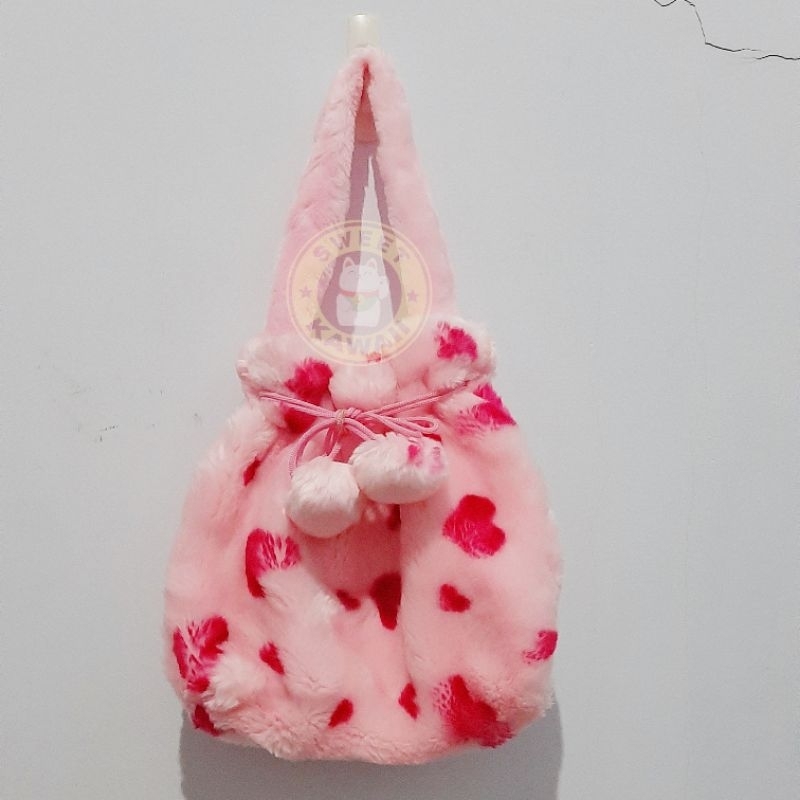 Preloved Tas Jinjing Bulu Motif Love Serut Bonus Ikat Rambut