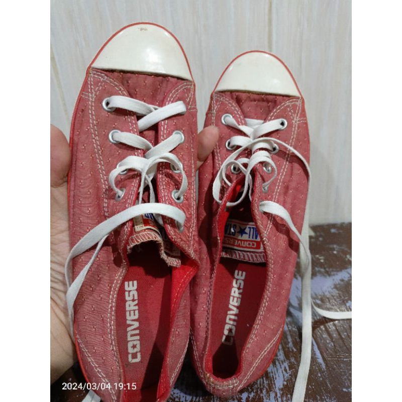 Converse Low Merah Motif Outsole Slim Size 40 Pernah Dipakai