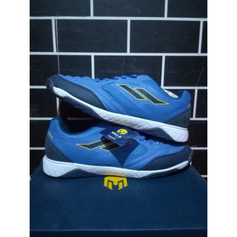 SEPATU FUTSAL MILLS VOLTAPRO GINGGA