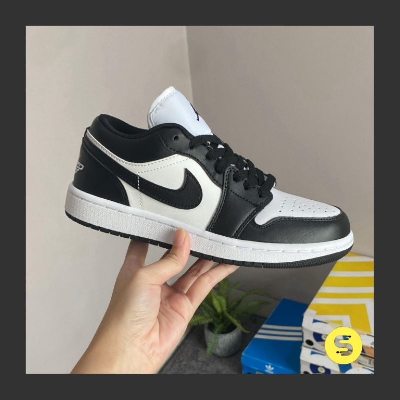 NIKE AIR JORDAN 1 LOW PANDA / BLACK WHITE