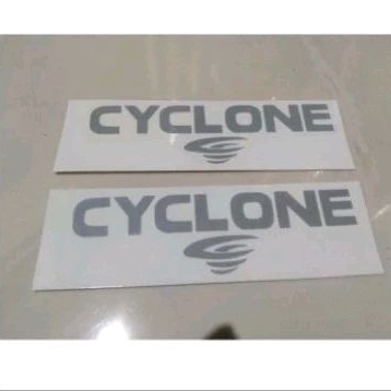 stiker tulisan CYCLONE 2 buah di pintu samping L300