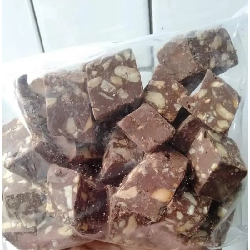 

Coklat blok patahan 250 gram