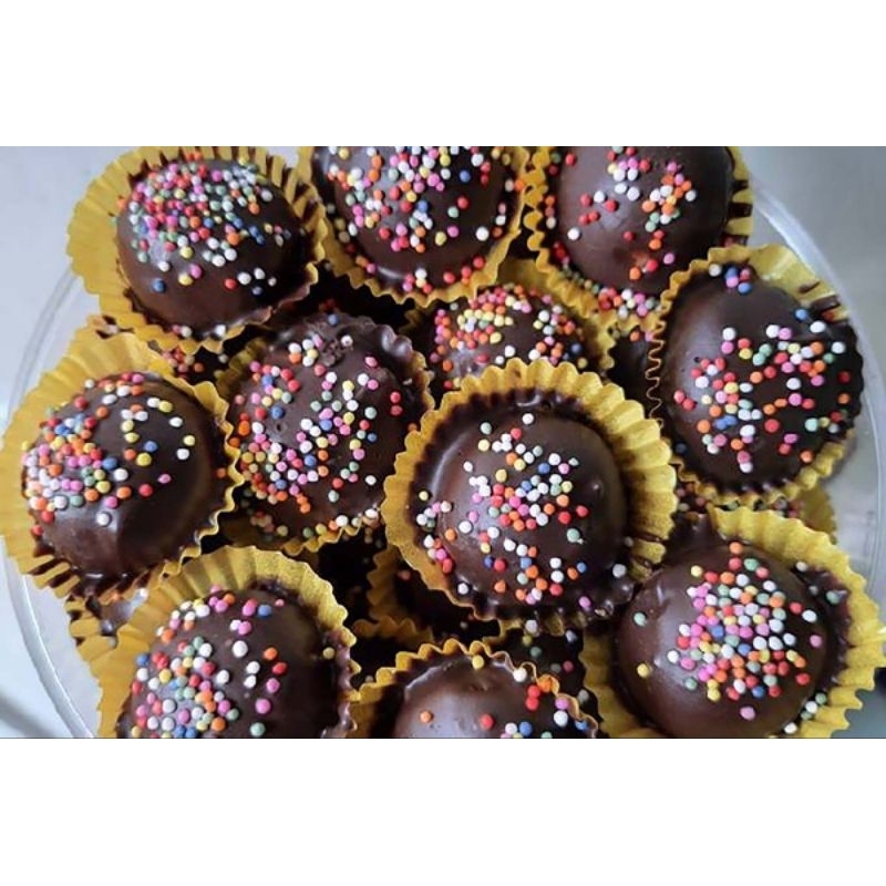 

Kue Coklat rasanya manis dan enak bahan bahan premium