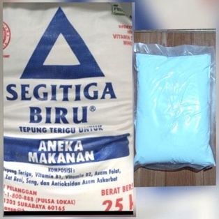 

Terlaku tepung terigu segitiga biru repack 1 kg G84