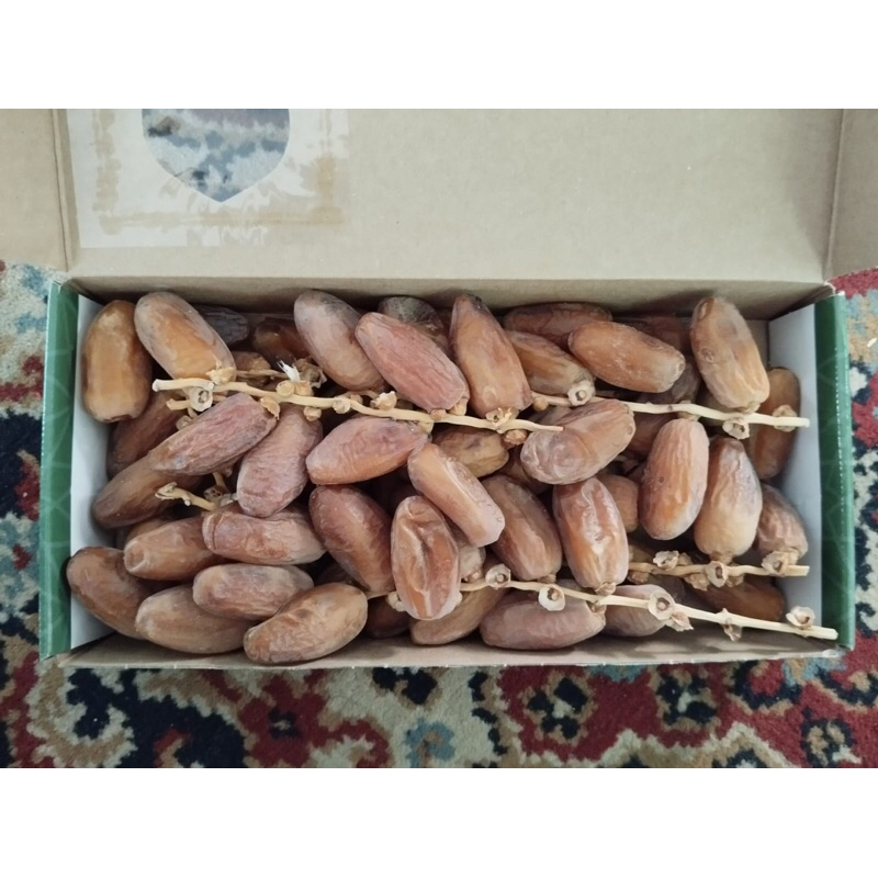 

Kurma Tunisia Tangkai 500 gram