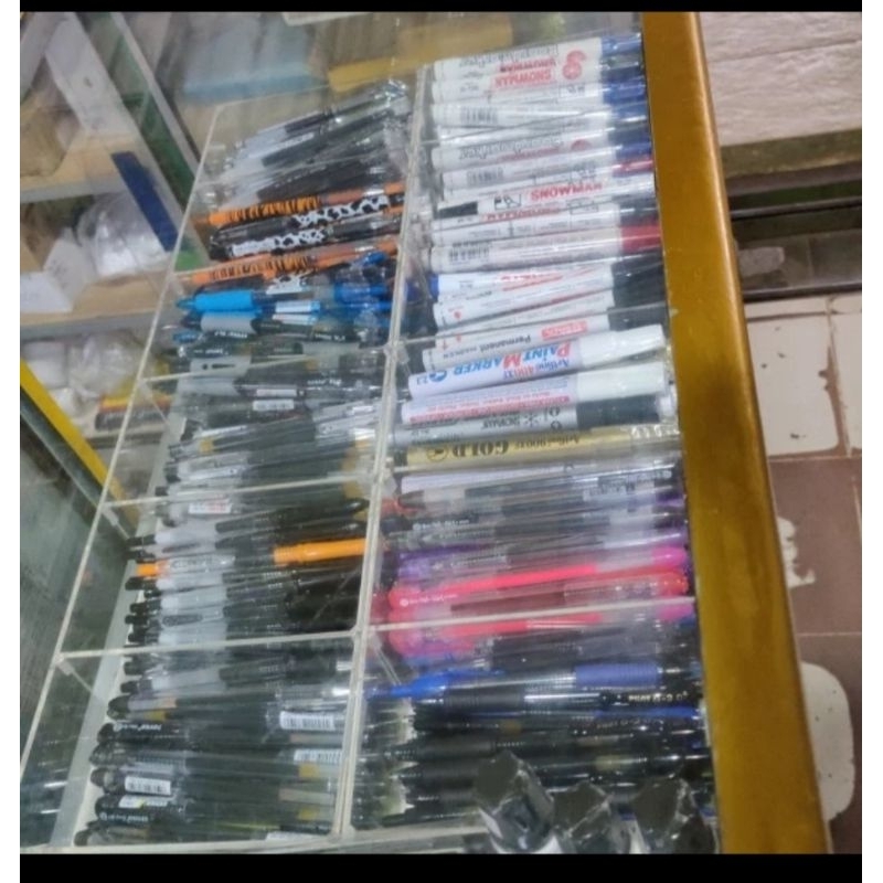 

akrilik kotak 6 ruangan, tempat penyimpanan pulpen/ alat tulis