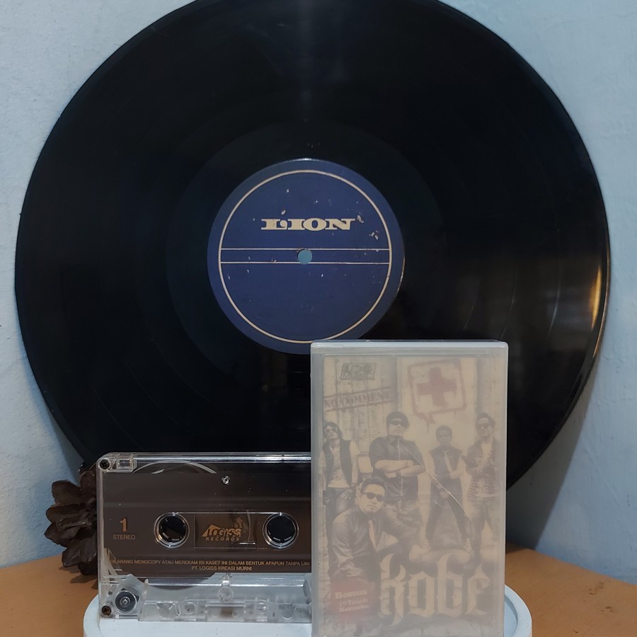 Kaset Pita Kobe No Comment - Jual Kaset Pita