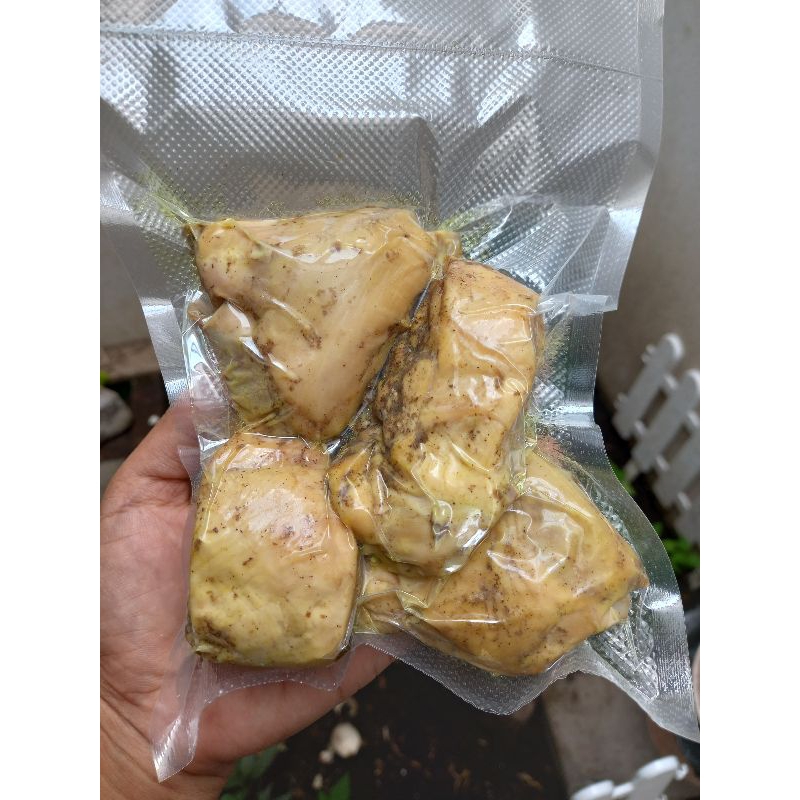 

AYAM KALASA UNGKEP ISI 4PCS bisa goreng/bakar pratis