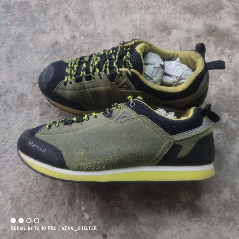 Sepatu Marmot
