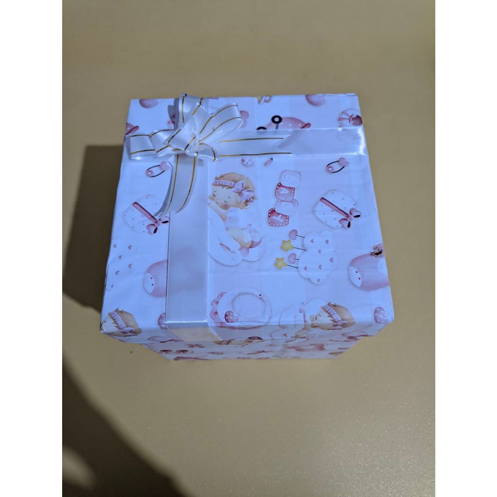 

NOB Snack box gift box snack hampers snack kado ulang tahun anniversary atau wisuda anak dan dewasa
