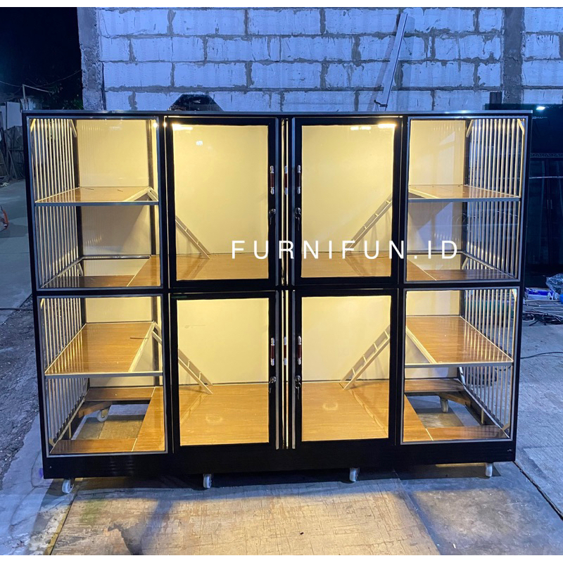 Kandang kucing Jumbo / Kandang aluminium / Rumah Kucing kaca / Kandang Kaca